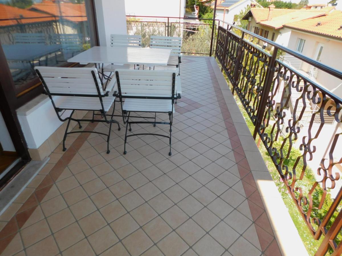 Apartma Mimoza Apartment Jagodje Exterior photo